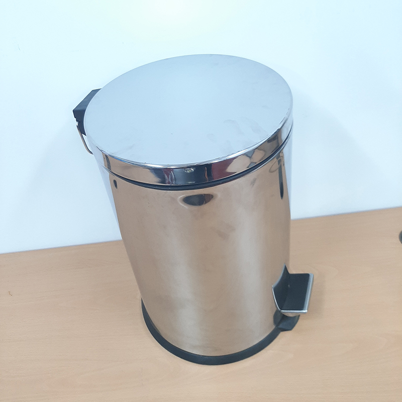 Thùng rác Inox 30 lít đạp chân